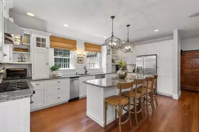 104 Standish St, Duxbury, MA 02332 - Photo 6