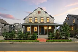 18 Honeysuckle Dr, Nantucket, MA 02554 - Photo 1