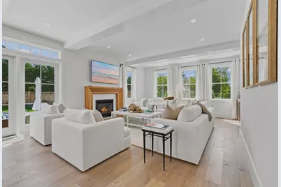 18 Honeysuckle Drive, Nantucket, MA 02554 - Photo 2