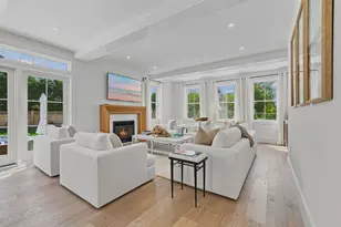 18 Honeysuckle Dr, Nantucket, MA 02554 - Photo 2
