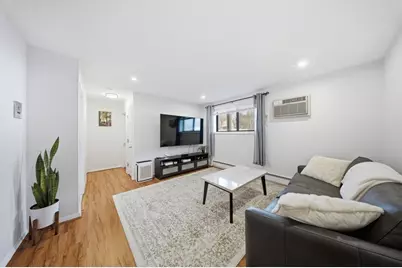 5 Washington St #A1, Reading, MA 01867 - Photo 2