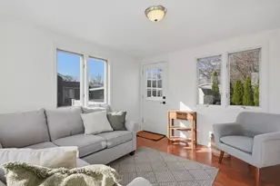 53 Enfield St, Lowell, MA 01852 - Photo 4