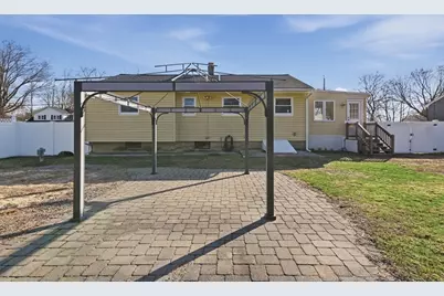 53 Enfield Street, Lowell, MA 01852 - Photo 28