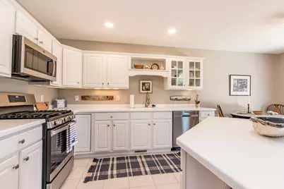 13 Hollyhock Knoll Ct #13, Bourne, MA 02532 - Photo 12