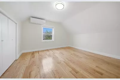 7 Pine St, Stoneham, MA 02180 - Photo 12