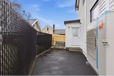 7 Pine St, Stoneham, MA 02180 - Photo 18