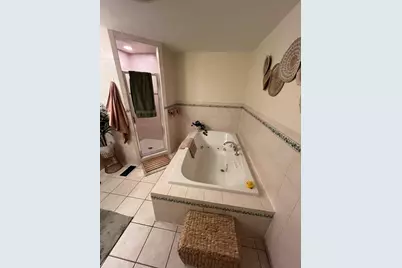 554 East Broadway #1, Boston, MA 02127 - Photo 16