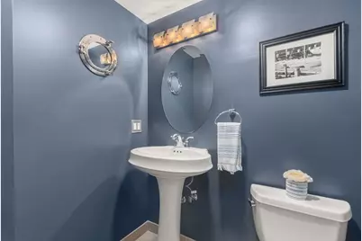 45 W Broadway #111, Boston, MA 02127 - Photo 18