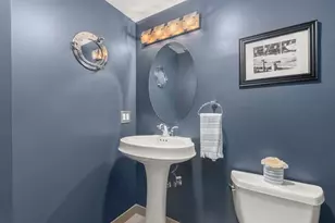 45 W Broadway, Boston, MA 02127 - Photo 18