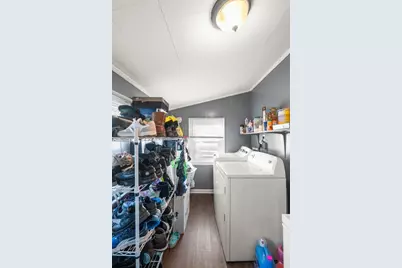 84 Howard Street, Lawrence, MA 01841 - Photo 14