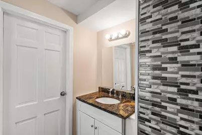 84 Howard Street, Lawrence, MA 01841 - Photo 6