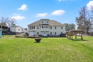 1542 S Branch Pkwy, Springfield, MA 01129 - Photo 2