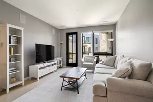 45 W 3rd St, Boston, MA 02127 - Photo 6