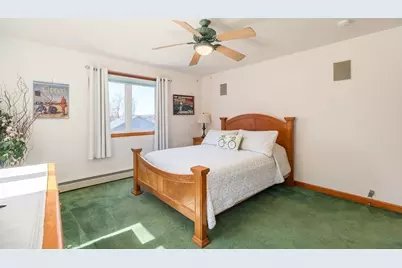 129 Thatcher Rd, Gloucester, MA 01930 - Photo 16