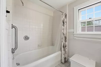 104 Spring St, Amherst, MA 01002 - Photo 26