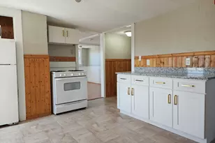 7 Congress St, Milford, MA 01757 - Photo 2