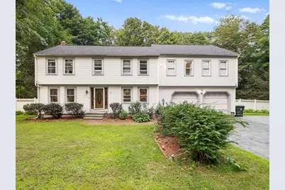 611 Oxford Street South, Auburn, MA 01501 - Photo 1
