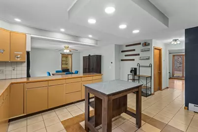 693 Elm St, Leominster, MA 01453 - Photo 12
