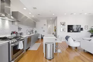 171 W Fourth St, Boston, MA 02127 - Photo 6
