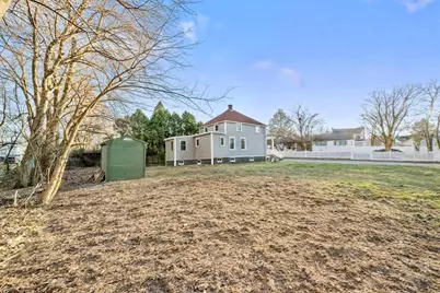 31 Dexter St, Methuen, MA 01844 - Photo 28
