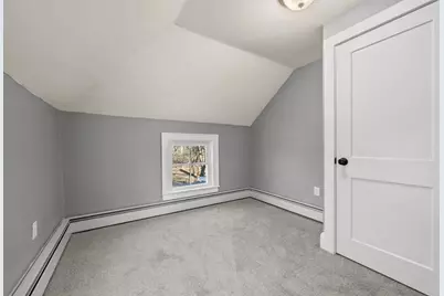 31 Dexter St, Methuen, MA 01844 - Photo 14