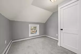 31 Dexter St, Methuen, MA 01844 - Photo 14
