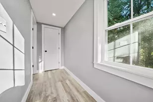 31 Dexter St, Methuen, MA 01844 - Photo 12