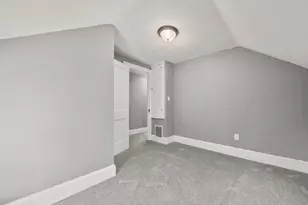 31 Dexter St, Methuen, MA 01844 - Photo 20