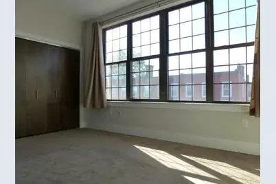 154 W 2nd St #301, Boston, MA 02127 - Photo 8