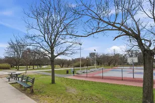 131 Park Dr, Boston, MA 02215 - Photo 14