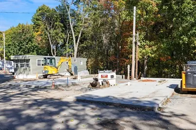 98 Newbury #2B, Danvers, MA 01923 - Photo 34