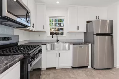 98 Newbury #2B, Danvers, MA 01923 - Photo 16