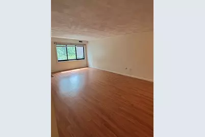 2130 Massachusetts Ave #3D, Cambridge, MA 02140 - Photo 8