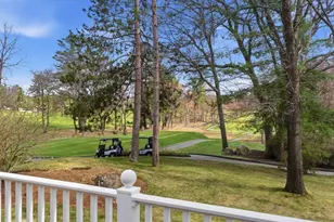 2 Dove Ln, Andover, MA 01810 - Photo 8