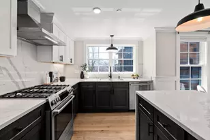 7 Dane St, Somerville, MA 02143 - Photo 4