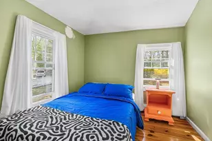17 Vale Rd, Wakefield, MA 01880 - Photo 12
