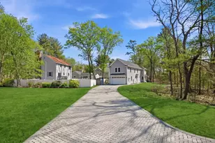 1295 Main St, Reading, MA 01867 - Photo 1