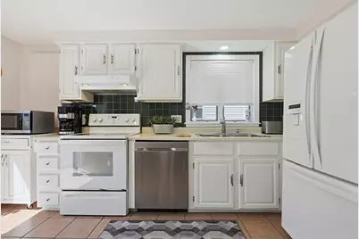 150 Webster Ave #3, Chelsea, MA 02150 - Photo 8