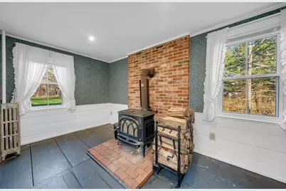 63 S Hampton, Amesbury, MA 01913 - Photo 24