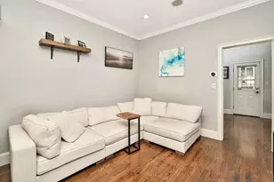 254 Bowen St, Boston, MA 02127 - Photo 6