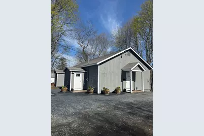 84 Hammond Street, Bridgewater, MA 02324 - Photo 2