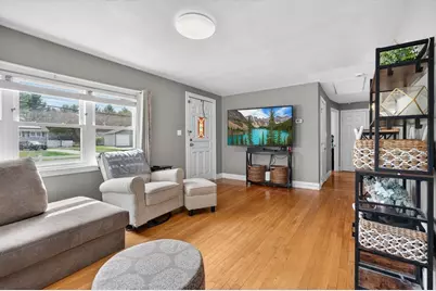 44 Oak St, Billerica, MA 01862 - Photo 12