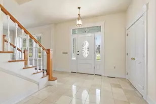 365 Middle St, Amherst, MA 01002 - Photo 4