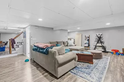 79 Nancy St, New Bedford, MA 02745 - Photo 16