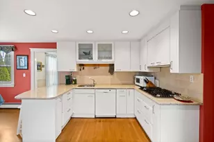 49 Ocean View Rd, Swampscott, MA 01907 - Photo 8