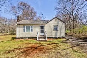234 Mapleshade Ave, East Longmeadow, MA 01028 - Photo 18