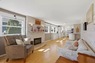51 Spring St, Lunenburg, MA 01462 - Photo 12