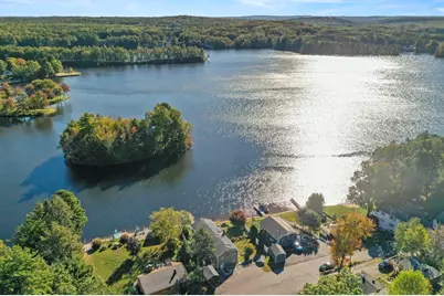 51 Spring Street, Lunenburg, MA 01462 - Photo 2