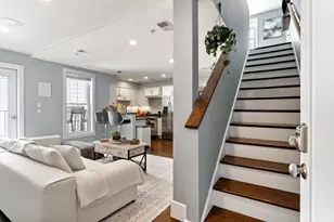 12 Mohawk St, Boston, MA 02127 - Photo 8