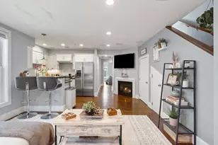 12 Mohawk St, Boston, MA 02127 - Photo 18